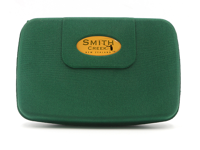 fly fishing fly box for SMITH CREEK with strong magntic buttons closure